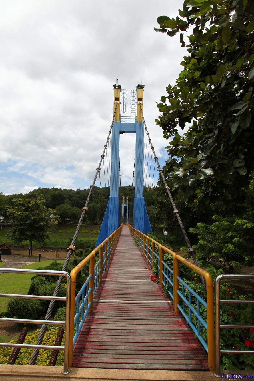 Sirikit Dam Augest 2014_30.JPG