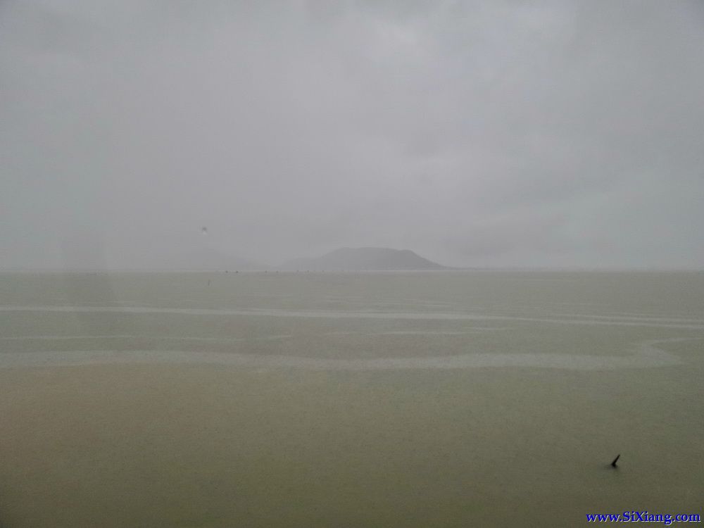 雨游宋卡湖